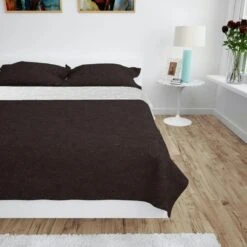 VidaXL Zweiseitige Tagesdecke Gesteppt 230 X 260 Cm Creme Und Braun -VidaXL 114ad65f cfb9 4e31 8017 d596be93e60a